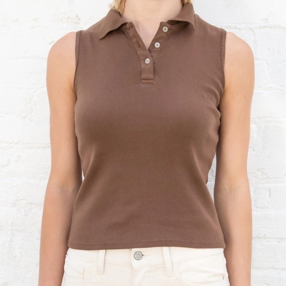 BRANDY MELVILLE BRAND NEW COLLEENA TANK BROWN